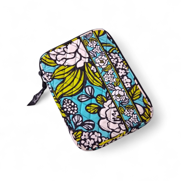 Vera Bradley Other - Vera Bradley Tablet/iPad Case - Island Bloom